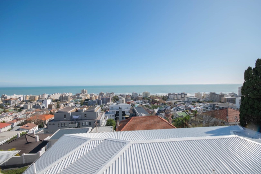 To Let 1 Bedroom Property for Rent in Sea Point Western Cape